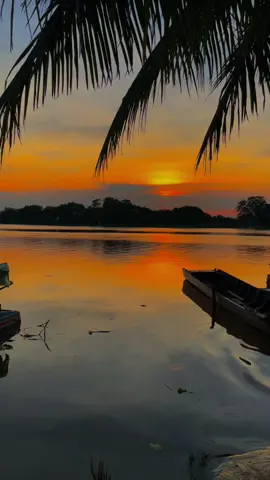 Có phải chăng bậu còn thương tôi..!