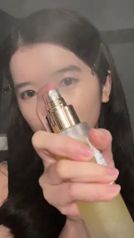 Cara bikin makeup auto glowing! 👀 Product used — skintific radiance booster serum  spray  #serumspray #glowymakeup #makeupglowy #glowing #koreanmakeup