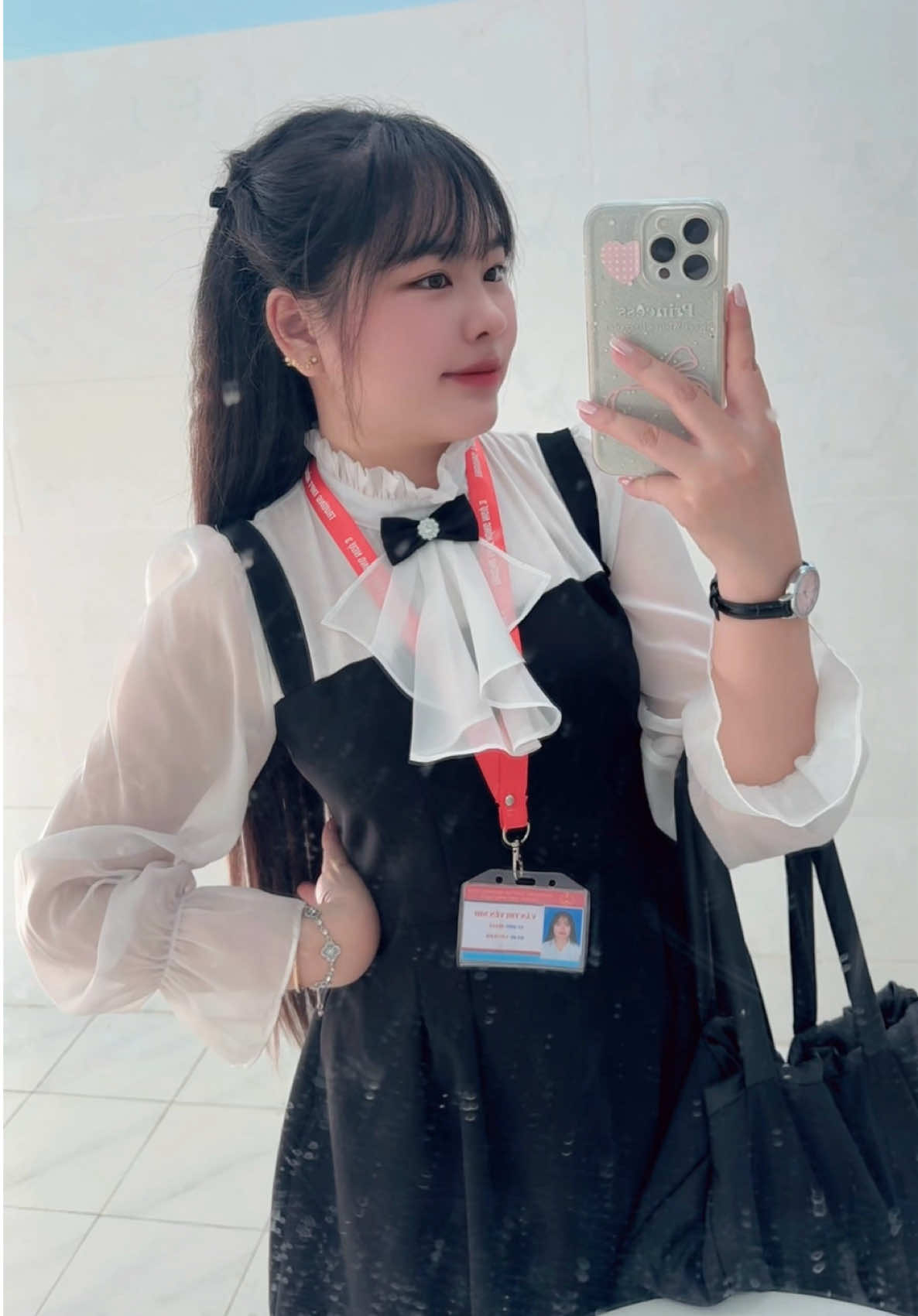 Mỗi bước đi là một bản tuyên ngôn 😚 #CapCut #duet #fyp #🖤🤍 #cogiaogenz 