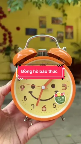 Đồng hồ báo thức 2 quả chuông inox. #donghobaothuc #donghong2quachuong #donghobaothucchobe #donghobaothucdeban #nguyenle66888 