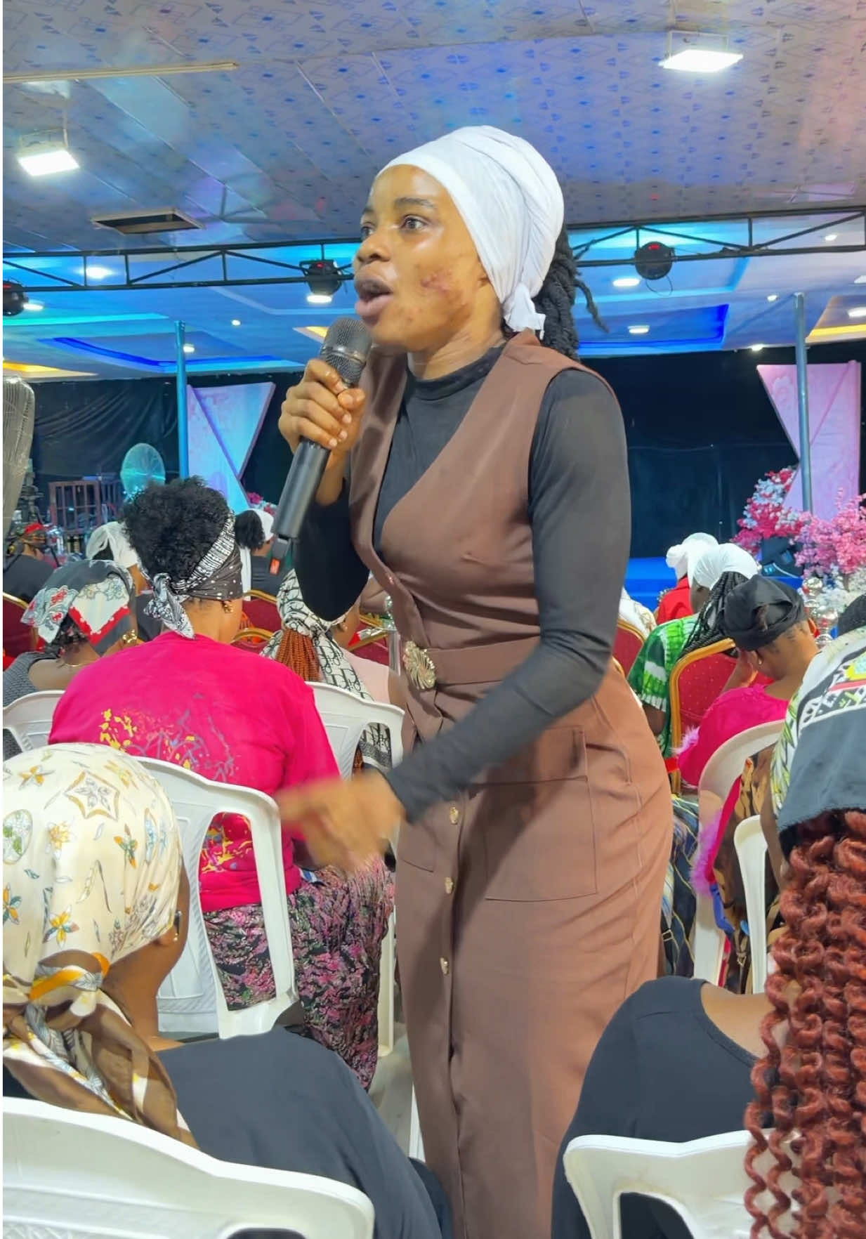 When you use manipulation and charm to hold a man, you step outside God’s design.. you step@into BONDAGE!!! Real love flows, not forced. LET GOD GIVE YOU A SPOUSE SO HE CAN SUSTAIN YOUR UNION IN GRACE..📌📌📌 #fyppppppppppppppppppppppp #fypシ゚ #holyspirit #preach #christaintiktok 