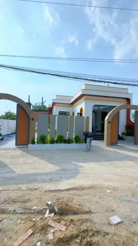 Anh/chị có nhu cầu mua nhà c4 sân vườn, có hồ bơi thì.ibox cho e liền #nhabinhchanhgiare #nhadatbinhchanh #bannhabinhchanh #nhadep #nhacap4 