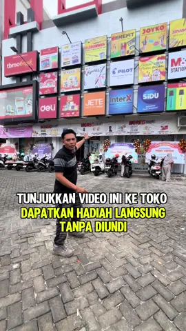 VIDEO INI BERH4DIAH ! . Cukup tunjukkan video ini ke kasir , otomatis langsung dapat hadiah tanpa diundi ! . Lokasi tbmo gresik ada di jl kartini no 7 (ruko andalusia square) . Jangan lupa save and share, semoga bermanfaat 🙏 @tbmoofficially  . #tbmogresik #ayokulineryuk #gresikviral #gresik #murah 