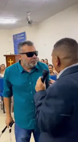 CEGO VOLTA A ENXERGAR E DESMASCARA PASTOR! #pastor #cego #pegadinha #milagre #fyp 