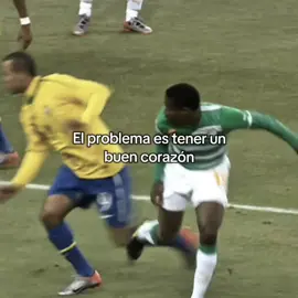 Expulsión a Kaká #injusto #kaká #mundial2010 #robo #fyp 