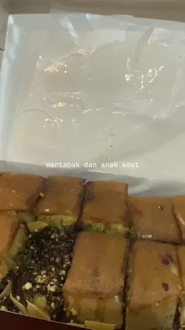 kenapa ga bisa beli setengah? 🥲❤️‍🩹  #martabak #anakkost #anakrantau #foryou