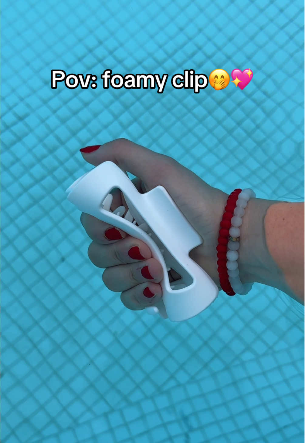 Das Ende…🤭 Wer von euch kennt den struggel mit normalen Haarklammern?❤️‍🩹🫠 #fürdich #haarklammer #foamyclip #foamy 