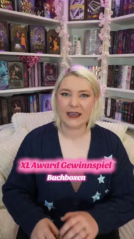Werbung/Gewinnspiel | Award Gewinnspiel Teil 2 hehe 🫶🏻 Zur Feier des gewonnen Awards möchte ich euch in den nächsten Wochen gaaaanz viel für eure ganze Liebe und Unterstützung zurückgeben 💜 Heute verlose ich zwei Buchboxen, es können also ZWEI Personen gewinnen: - Buchbox 1: Fitzek Buchbox (10 Bücher + signierte Karte - Buchbox 2: Garber Buchbox (9 Bücher) inkl. signierter Ausgabe  Wie könnt ihr teilnehmen? 1) Folge mir auf TikTok und Instagram 2) Like das Video 3) Kommentiere, welche Buchbox du gerne gewinnen möchtest  Teilnahmebedingungen: Teilnahmeschluss ist der 21.11.2025, 12 Uhr. Die/Der Gewinner:innen wird nach dem Zufallsprinzip ermittelt und per Privatnachricht kontaktiert. Bitte darauf achten, dass die Gewinner ausschließlich über das offizielle Profil informiert werden! Der/Die Gewinner in wird aufgefordert, die Annahme des Gewinns zu bestätigen. Bestatigt dieser die Annahme des Gewinns nicht innerhalb 24 Stunden nach Benachrichtigung, verfällt der Gewinn. Teilnahme aus Deutschland, Österreich und der Schweiz. Eine Auszahlung des Gewinns, z.B. in bar, in Sachwerten o. die Übertragung auf andere Personen ist nicht möglich. Das Gewinnspiel steht in keiner Verbindung zu Instagram/ Tiktok und wird in keiner Weise von Instagram/Tiktok gesponsert, unterstützt oder organisiert. Der Rechtsweg ist ausgeschlossen. Den Teilnehmern entstehen gegenüber Instagram/Tiktok aus der Teilnahme an dem Gewinnspiel keinerlei Ansprüche. #BookTok #booktokdeutschland #lesen #bücher #bookish 