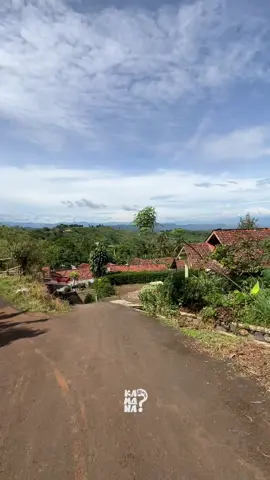 Terasan anu cigeblig teh leres kadieu kitu? Tapi mentok gening jalan ageung na mah? #jalanjalan #motovlog #jalandesa #desa #cikalongwetan 