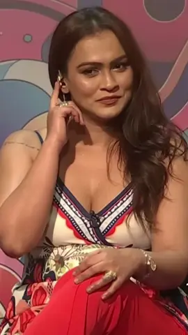 නර්මදා 😘 Best midnight presenter ever  🎬 Welcome to Cyelon Yummy! Your daily dose of beauty, boldness & pure Lankan charm! 💃🌸 From glam vibes to natural styles — it's all here! 👉 Subscribe on YouTube: 🔗 https://youtube.com/@cyelonyummy?si=EA7LA-YFvyT7h3sU 👉 Follow on TikTok: 📱 @cyelon.yummy ✨ Don't just scroll — come join the Yummy Fam today! 💖 #CyelonYummy #srilankan_tik_tok🇱🇰 #fypシ #onemillionaudition #narmadhayapa 