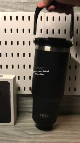 Tyeso Black Tumbler🐈‍⬛ Here@Crist🫧  #tyeso #tyesotumbler #blacktumbler 