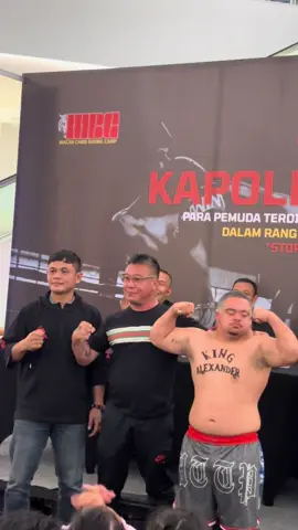 Lapor ketua 🫡🫵 #ketua #kingalexsander  #kapoldacupsemarang #boxing 