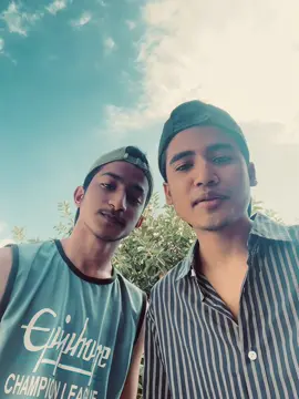 -/ মানুষ বহুরূপী ❤️‍🩹 @🌿TAMIM!!🇮🇹  #foruyou  #forupage #outfitcowokberwarna 