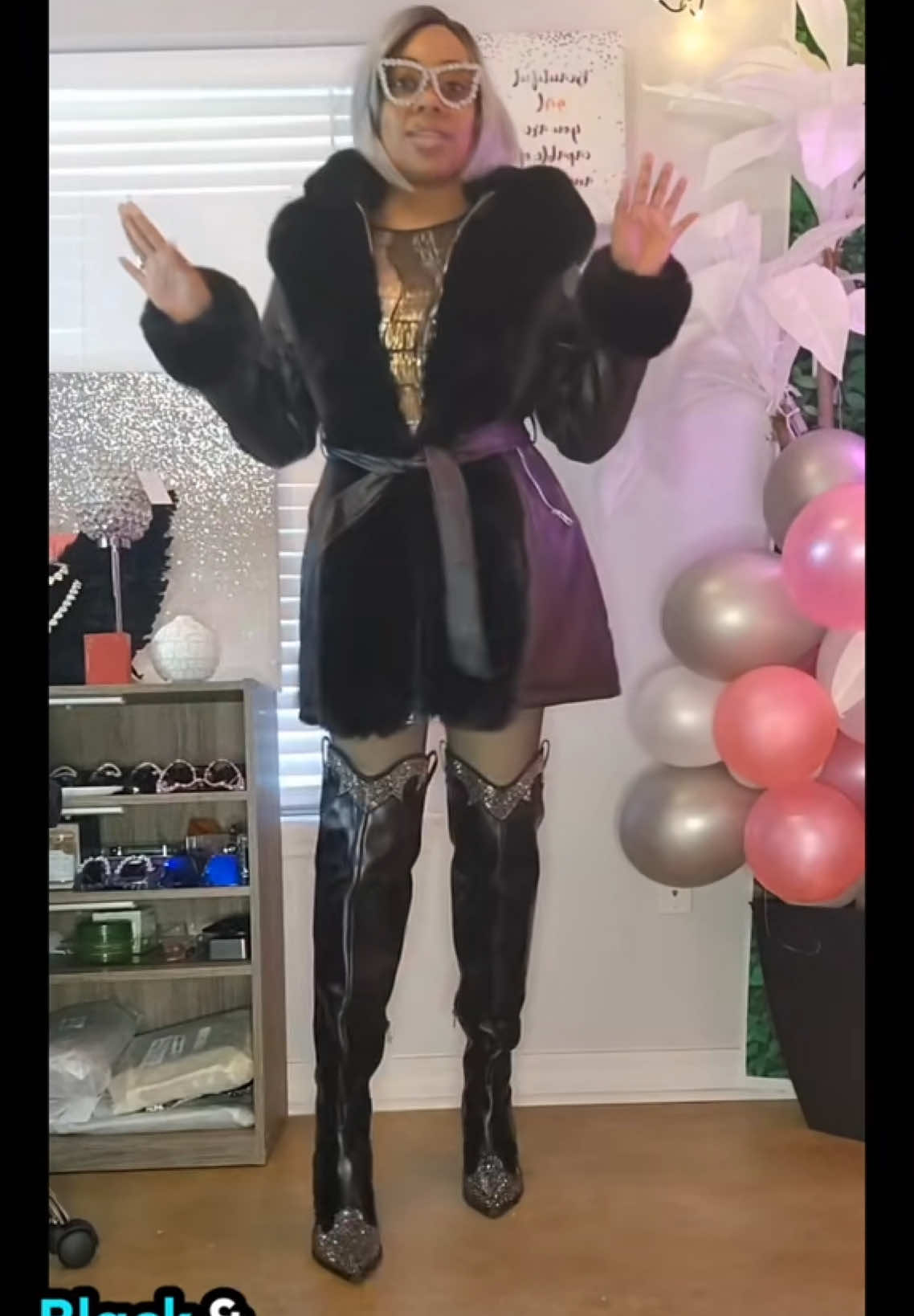 Women's Pu Leather Faux Fur Jacket 🧥 OOTD🤩CLICK THE CART 🛒🛍 #TikTokShopBlackFriday #TikTokShopCyberMonday#TikTokShopCreatorPicks#FashionDeals #GrandOpeningBFCM 