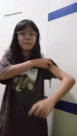 ဘာလဲဟ🗿🤌🏻#fypシ 