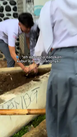 ada apa dengan guru mtk? 😭🙏🏼 #razia #anaksekolah #guru #fyp #lewatberanda 