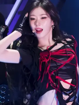 แชรยองสวยอะไรขนาดนั้นอะ 😭💓 she gets prettier every single day #chaeryeong #itzy #leechaeryeong #chaeryeongitzy 