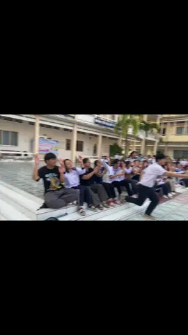 Lễ ra mắt CLB Nghệ Thuật của Trường THPT Nguyễn Đáng đã diễn ra vô cùng thành công Thay mặt Ban Chủ Nhiệm, xin cảm ơn tất cả các bạn rất rất nhiều đã góp phần làm cho buổi lễ ra mắt thêm phần rực rỡ💗