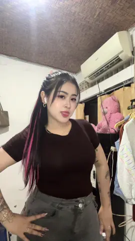 Kenapa ngak bisa ngelupain ya? Kok mantau terus🤣💃#nanallena_id 