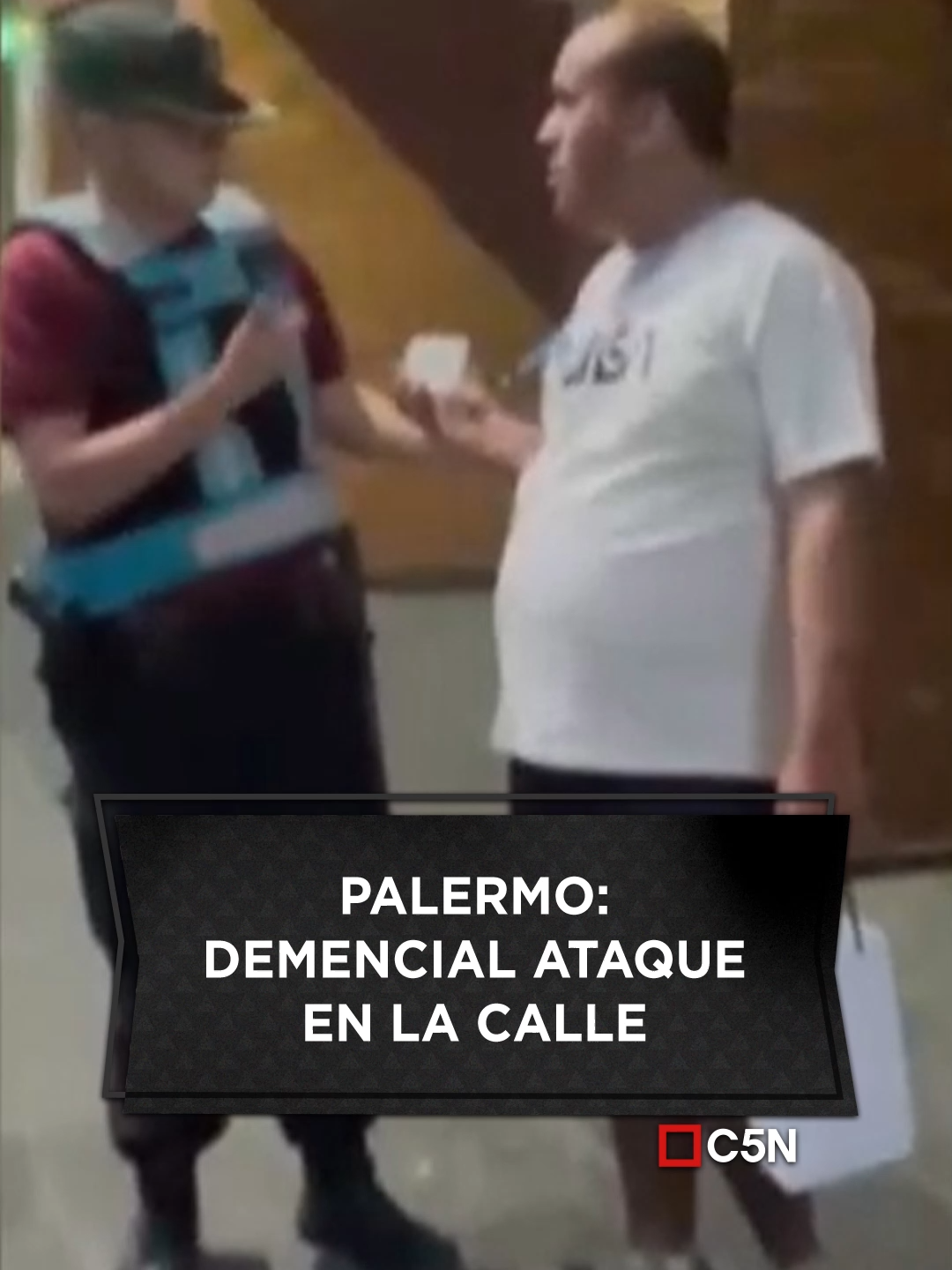 Demencial ataque en la calle de la nada de Palermo #Palermo #Ataque #Noticias