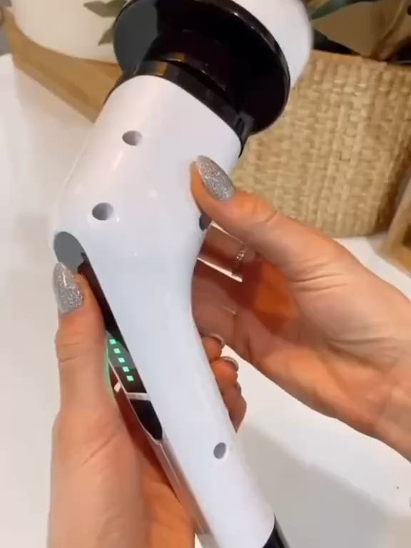 🤯 ADEUS, ESFORÇO NA LIMPEZA PESADA! 🤯 Chegou a revolução da faxina: o Esfregão Elétrico 9 em 1 Sem Fio! Com ele, você limpa azulejos, rejuntes, pias e muito mais, sem precisar esfregar. ✨ Vantagens IMBATÍVEIS: 9 em 1: Diversas escovas para todas as superfícies (multiuso). Sem Fio e Recarregável: Total liberdade de movimento (360º). Limpeza Pesada: Remove sujeira incrustada sem cansar seus braços. Não perca tempo! Garanta essa praticidade antes que a promoção acabe. 🛒 Compre o seu 9 em 1 aqui 👉 https://s.shopee.com.br/3VcQy7qnYx #EsfregãoElétrico #LimpezaPesada #SemFio #9em1 #OfertaRelampago #CasaLimpa