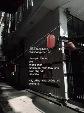 Chọn đồng hành chứ không chen lẩn, chọn yêu thương chứ không chọn ràng buộc, mình thấy lòng mình nhẹ hơn rất nhiều Hãy để họ là họ, chúng ta là chúng ta. #fyp #xhtiktok #vantruong #couple 