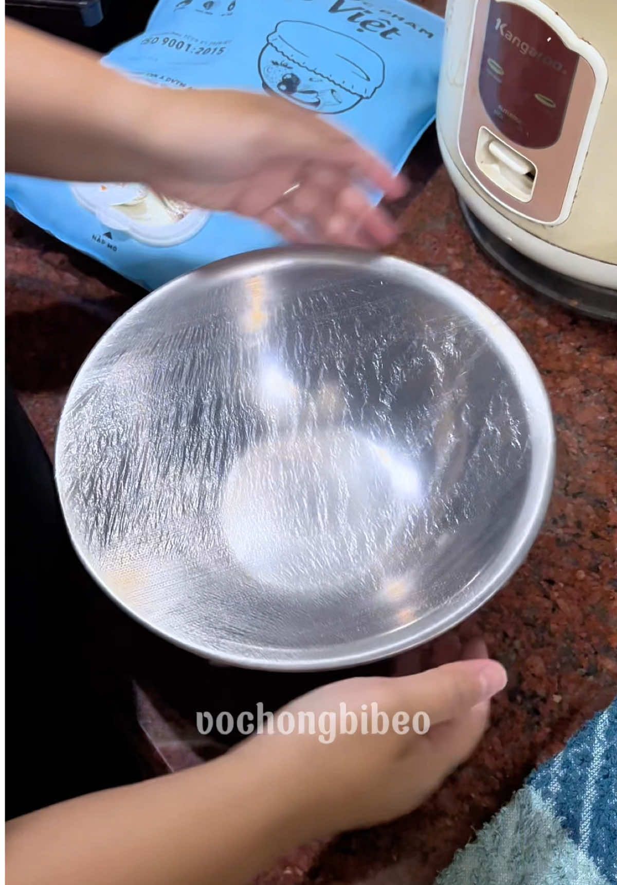 Giấy bọc thực phẩm dạng rút tiện lợi, đang có deal hời chị em tranh thủ nha, size này to dùng thích lắm luônn #mangbocthucpham #mangbocxanhviet #xanhviet #giadung #giadungtienich 