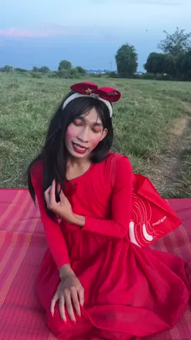 Yeahhh, last Christmas I gave you my heart yuhh 🎄🧑‍🎄❤️💃🏼🌹😭 #lastchristmas #christmas #fyp #justforfun #savinkao 