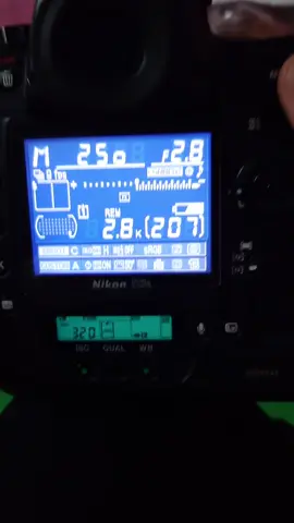 e flash này dùng tản gì ngon được các bác?😉 #nikon #mayanh #testflash #chupanh #xuhuong 
