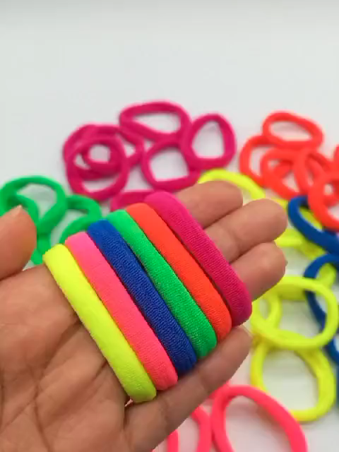 Estoque de Elásticos para o ano todo! 🎀 KIT com 72 Elásticos Rabicó para Cabelo. Essencial e prático para o seu dia a dia. 🛒 Compre o seu pacote aqui 👉 https://s.shopee.com.br/9AGnkAcpA7 (Promoção e estoque sujeitos a alteração!) #ElasticoDeCabelo #Rabico #Kit72 #Acessório