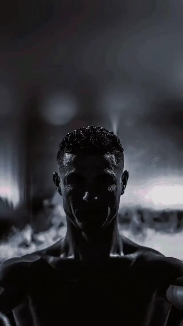 #ronaldo #ronaldo7 #cristiano #cr7cristianoronaldo #wallpapers 