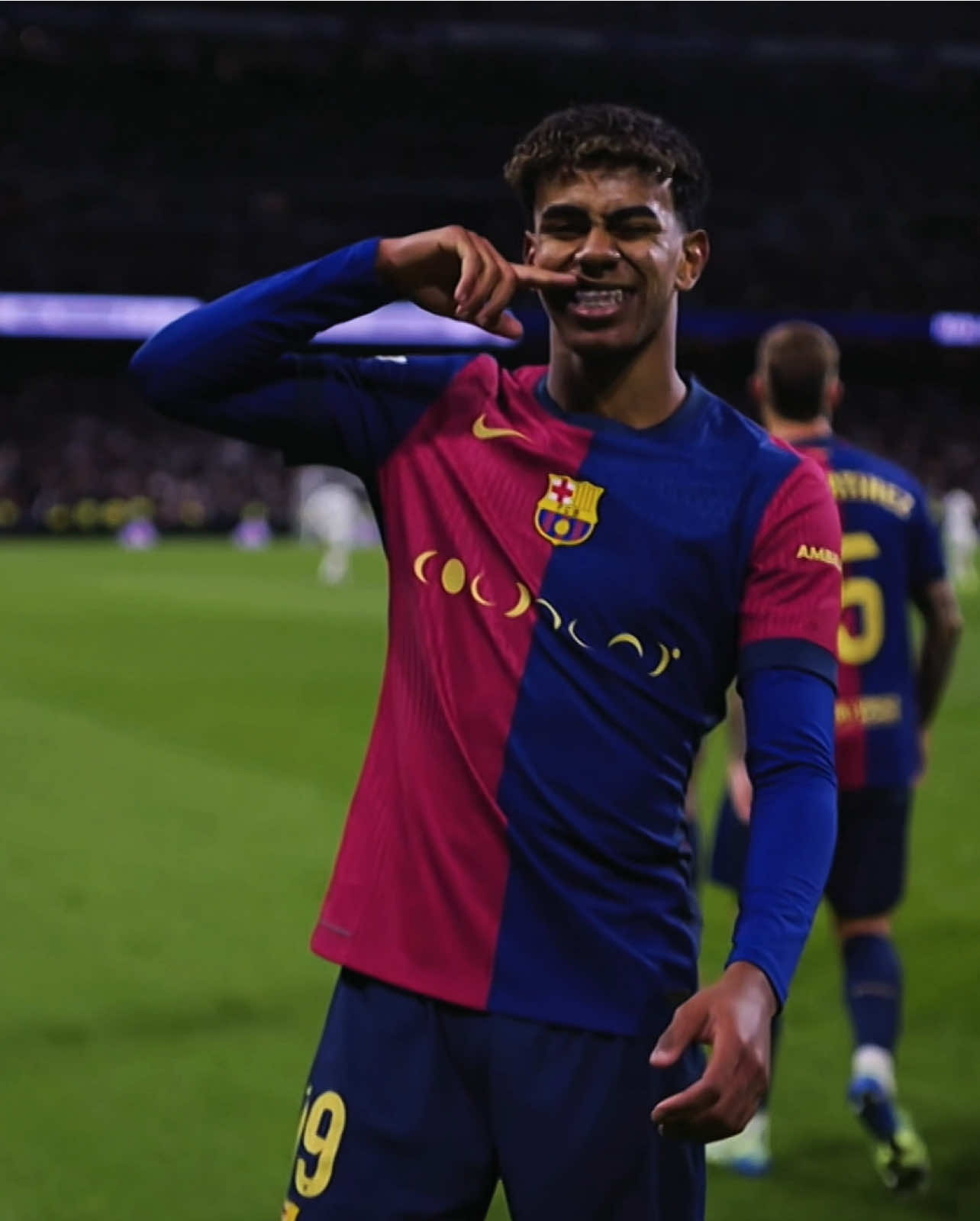 ¿Que vas hacer hoy? 😛|| #lamineyamal #barcelona #dancer #baile #foryoupage 