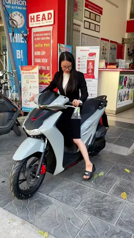 🍒 Sh160 - TT - Xám luôn hot => ib