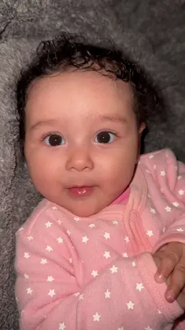 Respuesta a @Yaz | Boy Mom Only 🩵 queeee si se parecen 🥺✨ de casualidad de donde eres jajaja 🤣 #bebe #fyp #iguales #viral #gorrodepañal 