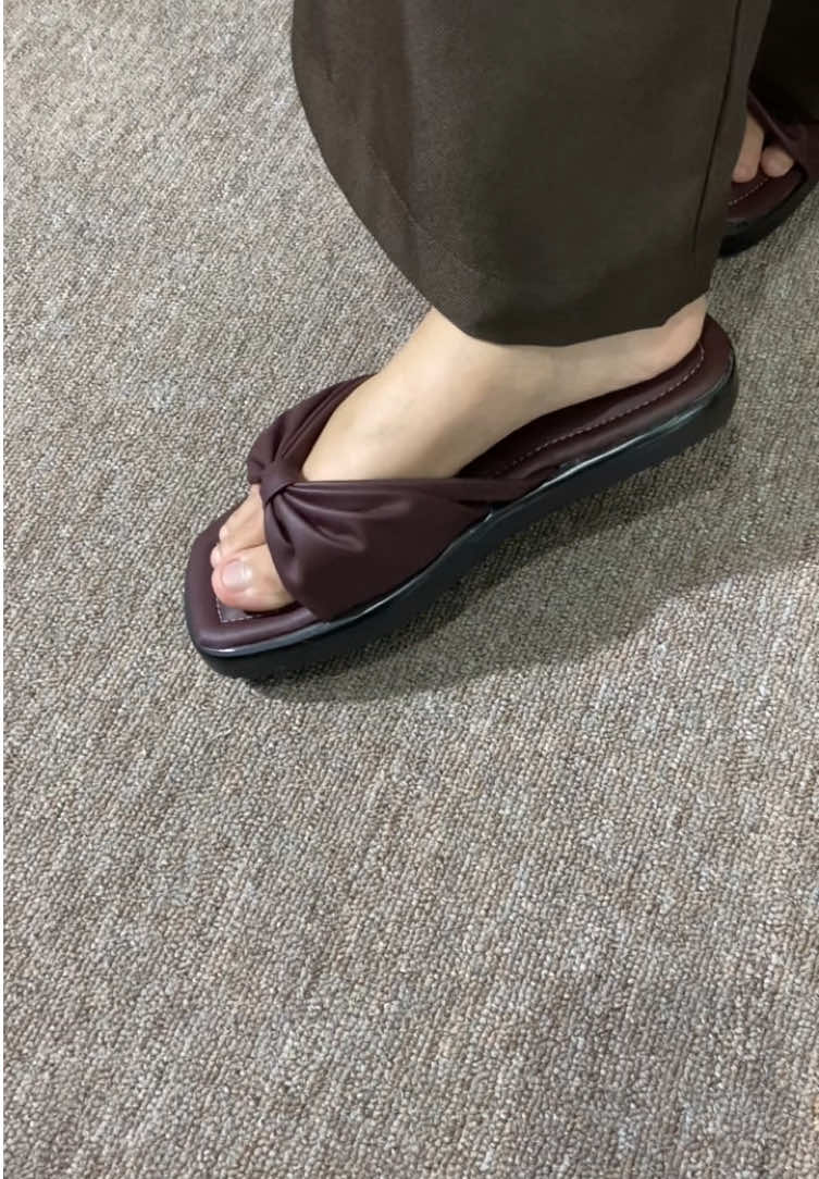 #sandalwanita #sandal #sandalempuk #sendallucu #fyppppppppppppppppppppppp 