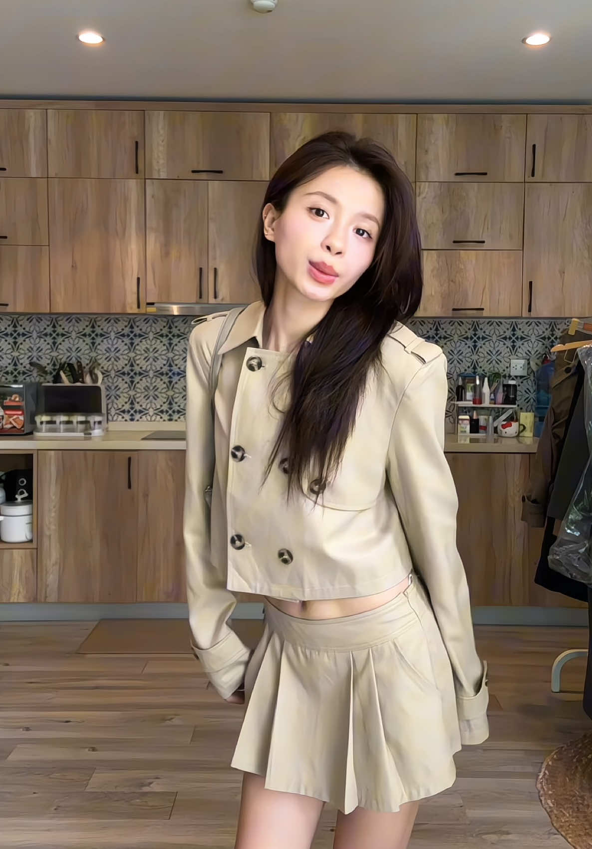 local brand nhìn cái biết ngay 🤎🍂 #xuhuong #thoitrangnu #outfit #orderchina #localbrand 