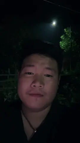 Vợ to tiếng cái. Là em viết luôn ra được bài thơ này…