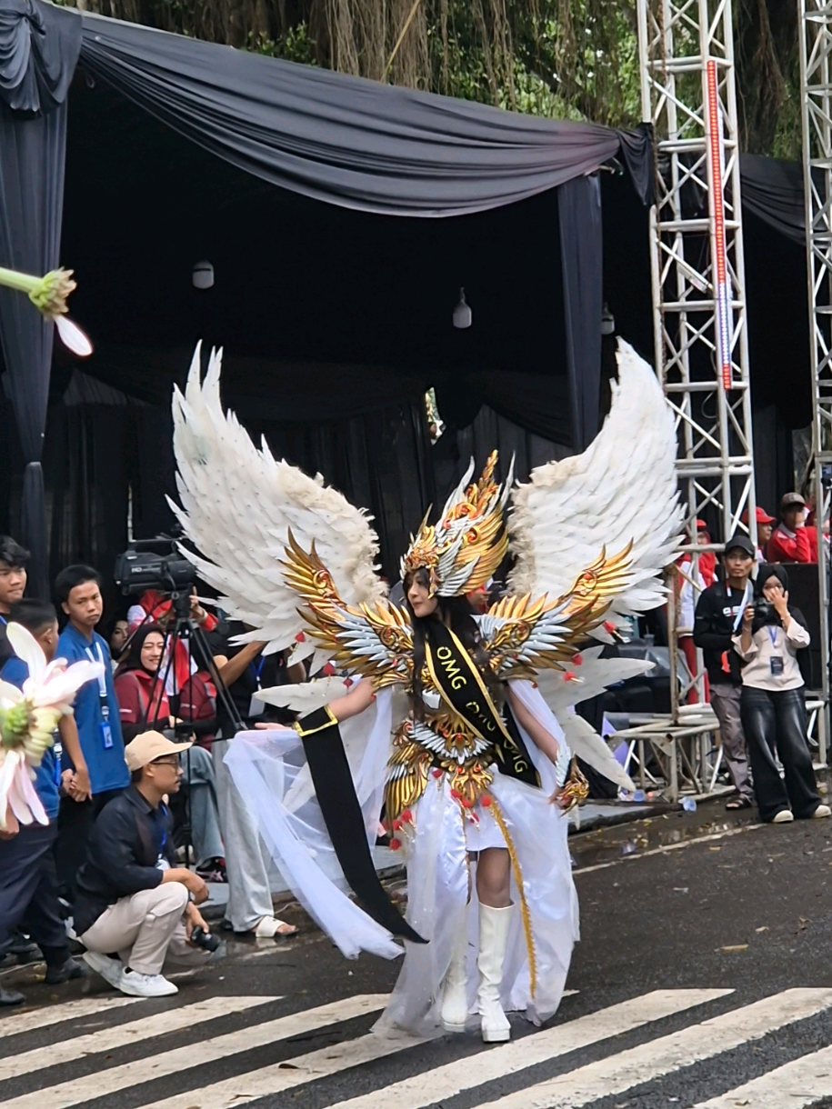 lady abrenda pesona gondanglegi #kostumkarnaval #pesonagondanglegi #fyp #soundhoregjawatimur #fyppppppppppppppppppppppp 