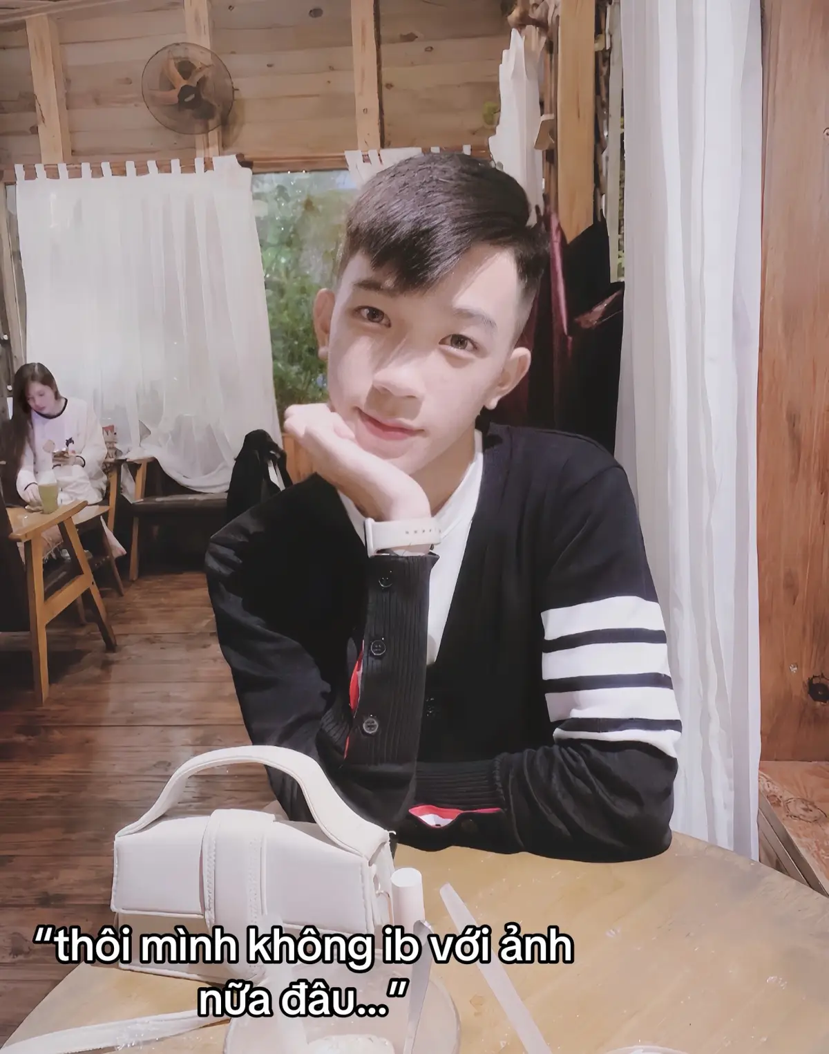 mình trêu mấy bạn thôi…