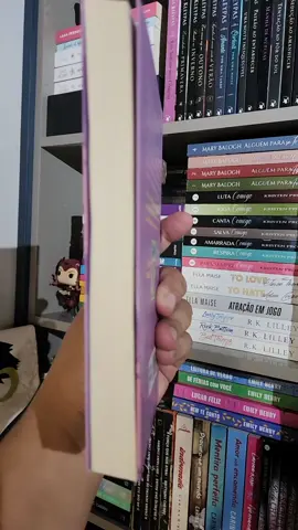 @Editora Alt #booktokbrasil #livrosderomances #leitoresdotiktok #romancecomhoquei #offcampus 