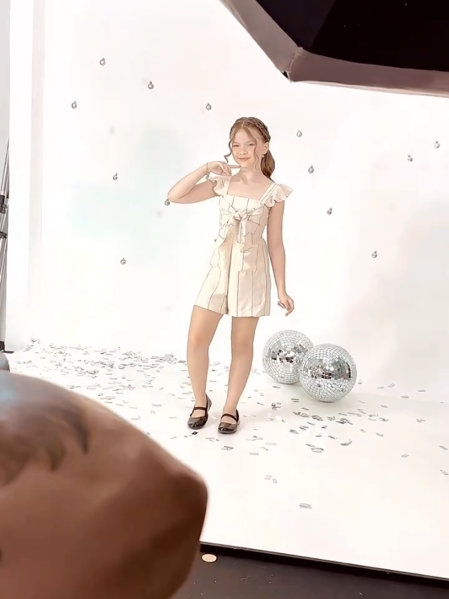 Sesion ❤️❤️❤️❤️❤️❤️❤️❤️❤️ #blusa #minifaldas #bikini #ropainterior #brasier @Bikini @vestidos elegantes @Ropa interior femenina @Mini Falda @Maceci_Pinheiro @Bibi 