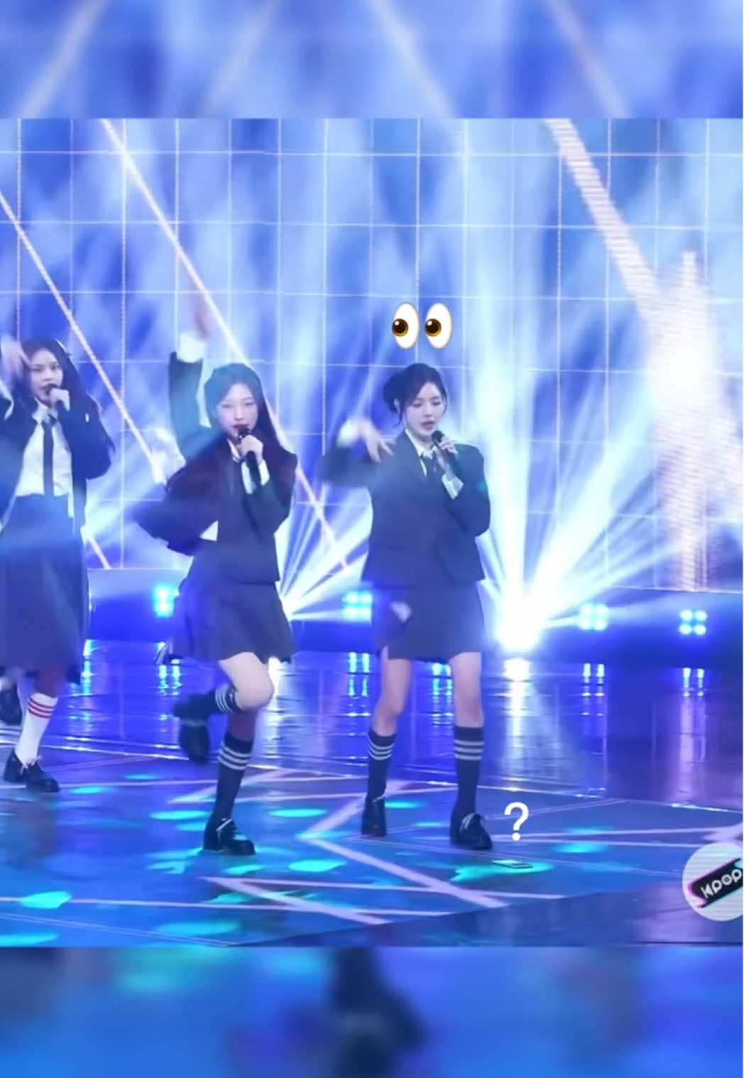 RIP IAN’s PHONE 🤣😭 #hearts2hearts #kpop #funny #phone #하츠투하츠 