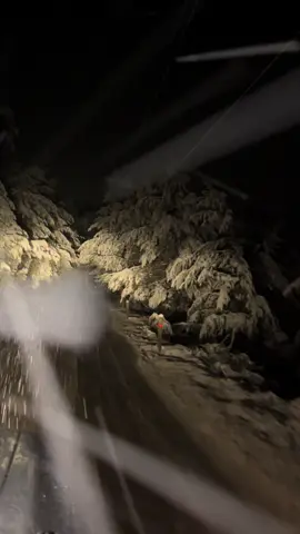 #ليل_ورعد_وبرد_وريح #☃️❄️ 