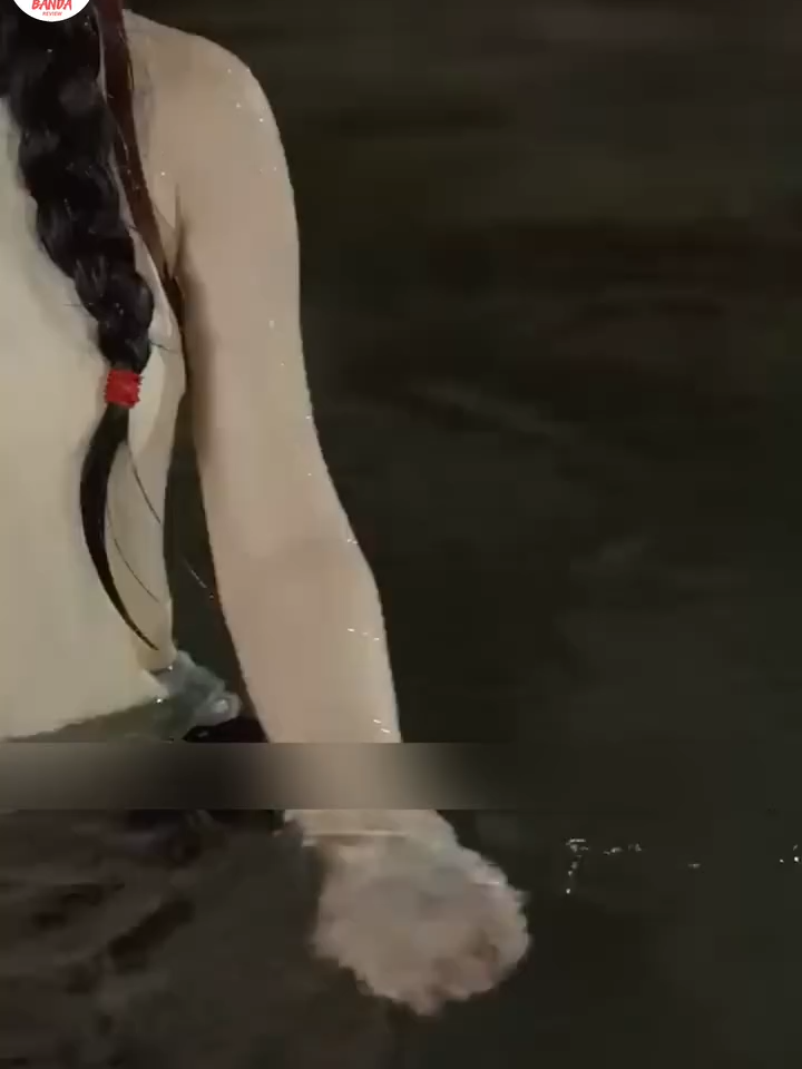 MỌi người vô trang cá nhân của mk xem tập tiếp theo và mua đồ nhá Có thể xuyên không giữa 2 thế giới chàng trủ trại câu cá trở thành triệu phú có vợ đẹp con ngoan Phần 1 #reviewphim #phimtrungquoc #phimhanquoc #xuyenkhong