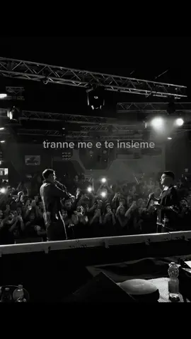 @PapaV #papav #nerissimaserpe #trap #song #rap 