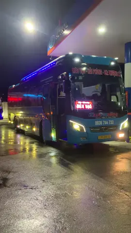 nối đuôi nhau về bản 😁 nx quang nghị chuyên tuyến:Mèo Vạc-Hải Phòng với Mèo Vạc-Mĩ Đình sđt xe Hải Phòng 0936.744.733 sđt xe Mĩ Đình 0825.744.733 #xuhuong #xekhachhagiang #nhaxequangnghi #xhuong huong #phongvienxekhach 