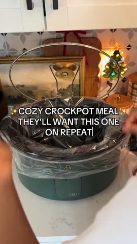 It’s cozy crockpot season! #crockpotmeals #crockpotrecipes #crockpot #crockpotdinner 