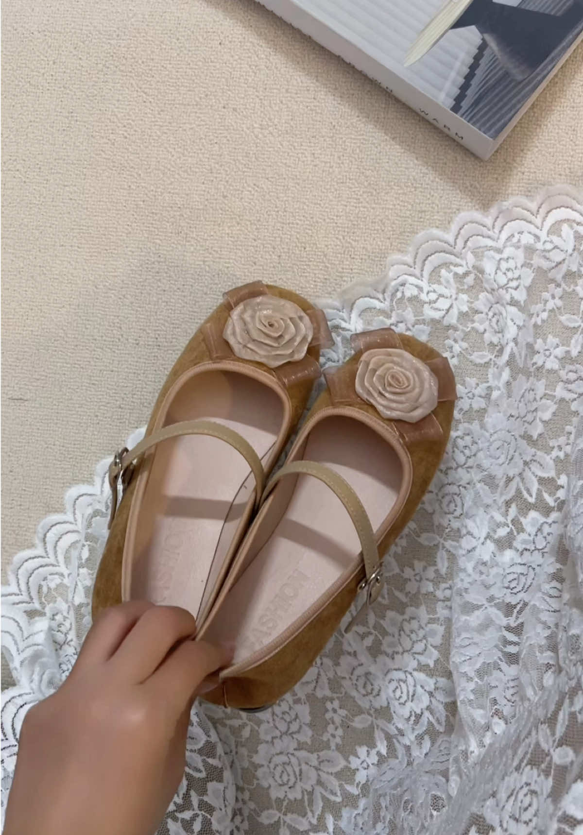 Đẹp mà cưng quá ạ💕🤍#depxinh #ilovetiktok #xh #giaybupbe 