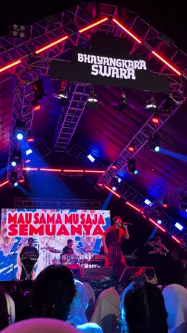 akhirnya bisa dengerin alamak secara langsung🫶🏼 #alamak #bhayangkaraswara #porsimaptar #rizkyfebian #semarang 