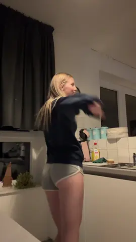 En of ik blij ben met mij nieuw gsm’tje ☺️ #dance #viral #trend #fyp 